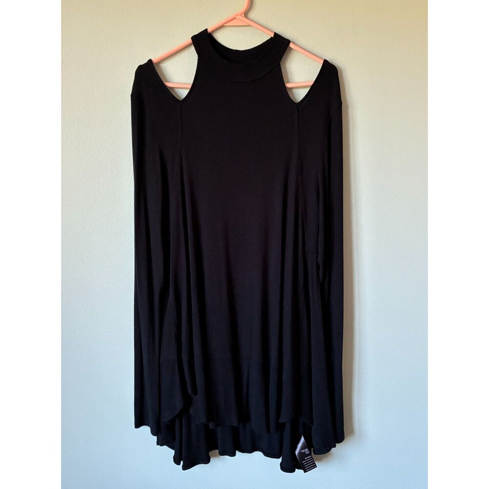Free People Women's Black Downtown Girl Tunic. SZ L